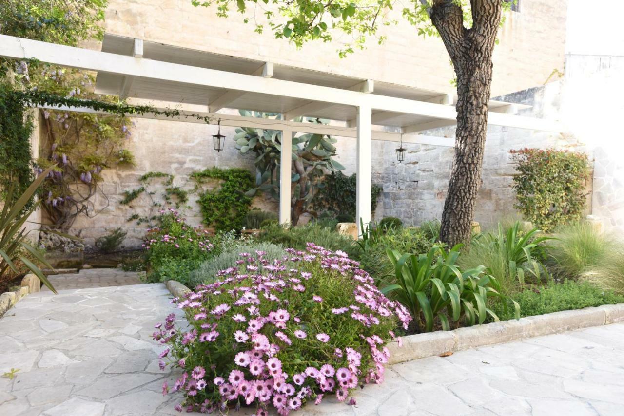 Il Giardino Di Benedetta Bed & Breakfast Lecce Bagian luar foto